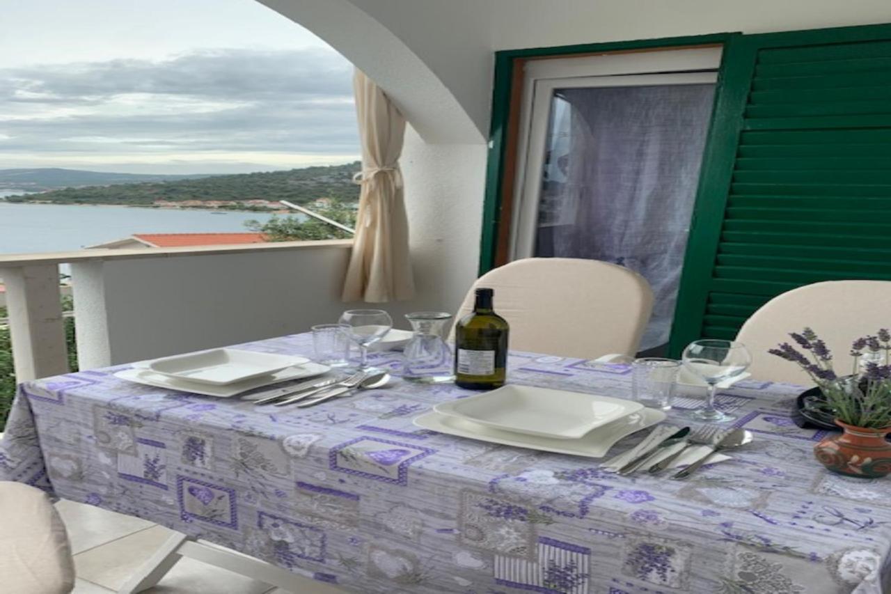 Holiday Apartments Lucic - Feels Like Home, Away From Home Ražanj Exterior foto