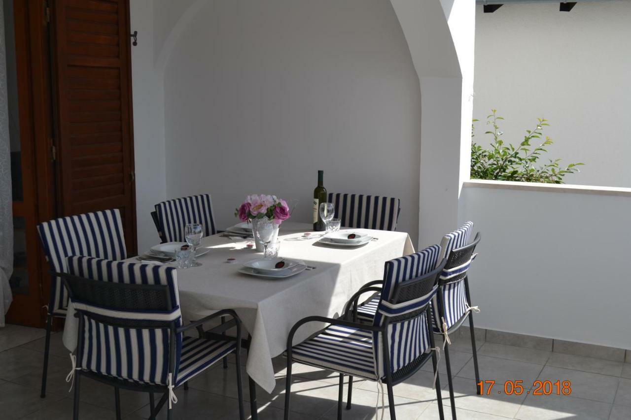 Holiday Apartments Lucic - Feels Like Home, Away From Home Ražanj Exterior foto