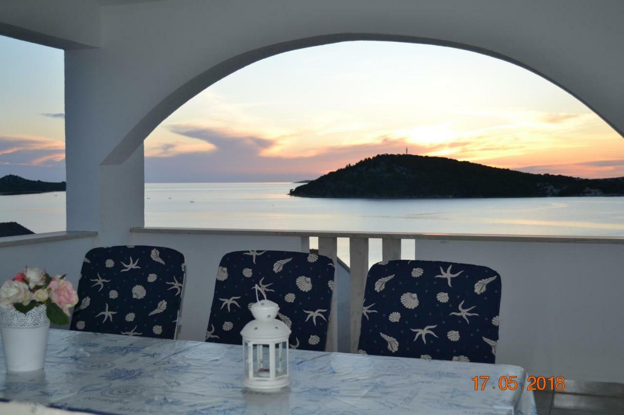 Holiday Apartments Lucic - Feels Like Home, Away From Home Ražanj Exterior foto