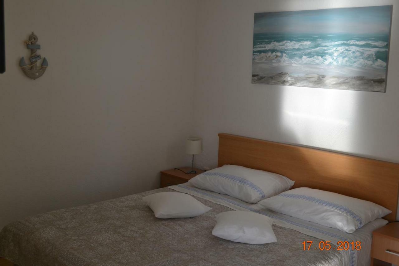 Holiday Apartments Lucic - Feels Like Home, Away From Home Ražanj Exterior foto