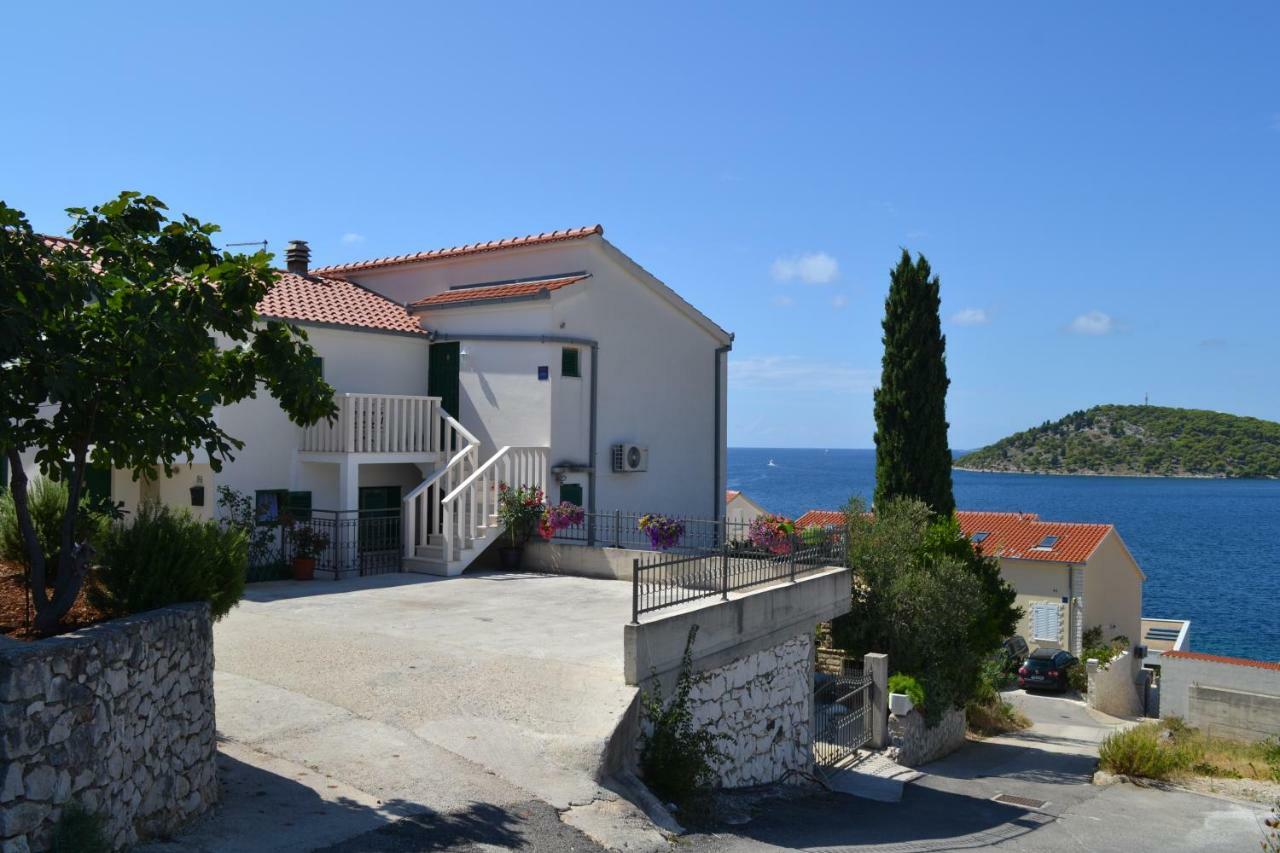 Holiday Apartments Lucic - Feels Like Home, Away From Home Ražanj Exterior foto